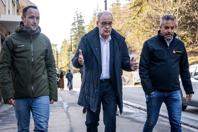 Thụy sĩ để tang 5 ng&agrave;y sau thảm kịch ch&aacute;y qu&aacute;n bar khiến 40 người thiệt mạng - Ảnh 2.