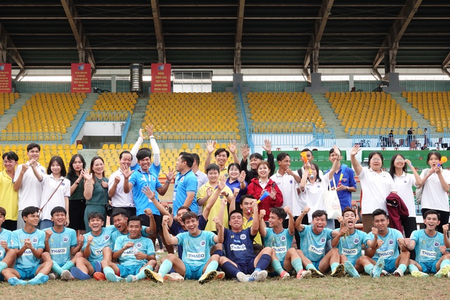 Cơ hội để Trường ĐH Tr&agrave; Vinh lập hat-trick 'v&eacute; v&agrave;ng'- Ảnh 2.
