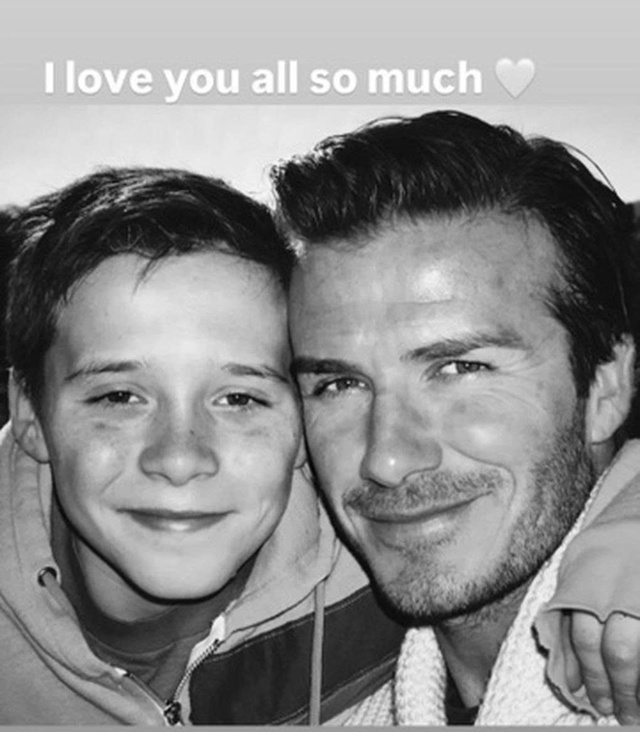 Brooklyn Beckham phớt lờ lời đề nghị h&ograve;a giải từ cha mẹ - Ảnh 2.