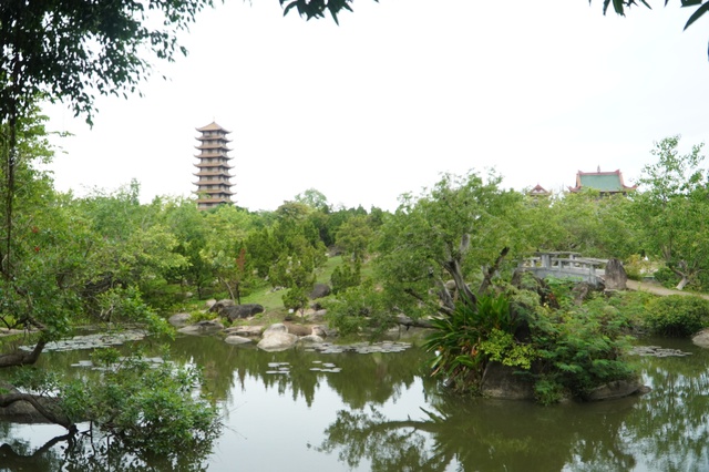 Ch&ugrave;a Thi&ecirc;n Hưng - n&eacute;t 'cổ trấn Phượng Ho&agrave;ng' giữa l&ograve;ng Gia Lai- Ảnh 3.