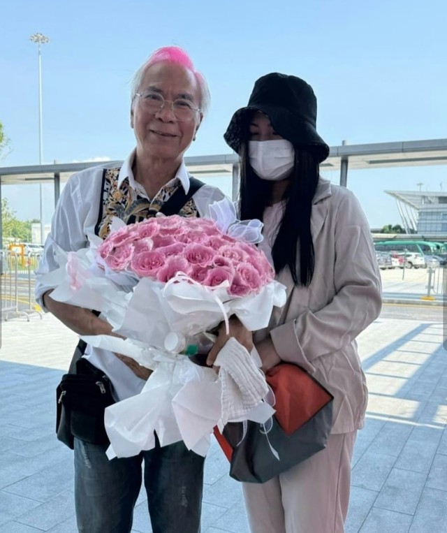 L&yacute; Long Cơ đau khổ ph&aacute;t hiện người t&igrave;nh k&eacute;m 37 tuổi đ&atilde; c&oacute; chồng con- Ảnh 2.