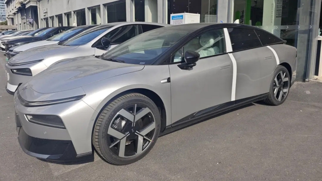 Trung Quốc tung xe hybrid c&oacute; thể chạy thuần điện gần 450 km, cao hơn xe điện - Ảnh 1.