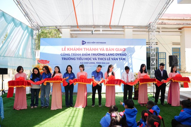 Bảo hiểm VietinBank khánh thành điểm trường mới cho học sinh tại Chơ Long, Gia Lai - Ảnh 1.