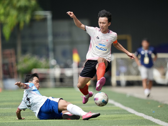 Trường ĐH Quốc tế Hồng B&agrave;ng 0-4 Trường ĐH Văn Lang: Chạm tay v&eacute; play-off - Ảnh 3.