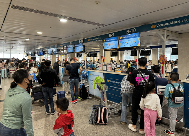 'Mỏ v&agrave;ng' du lịch tết- Ảnh 1.