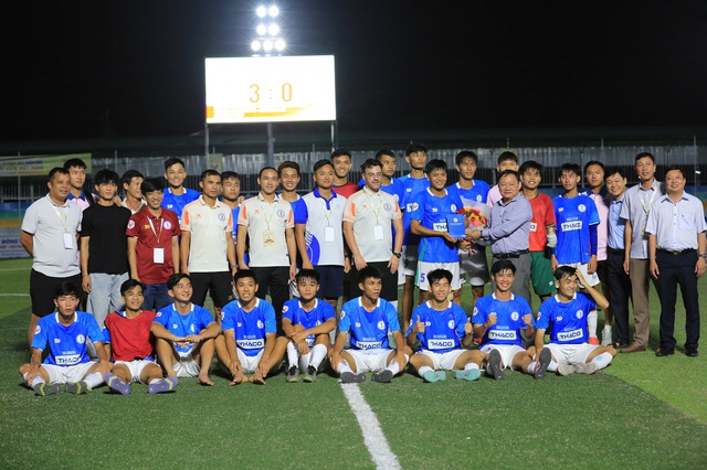 Trường ĐH Đồng Th&aacute;p nhận thưởng bất ngờ khi v&agrave;o chung kết v&ograve;ng loại T&acirc;y Nam bộ- Ảnh 1.