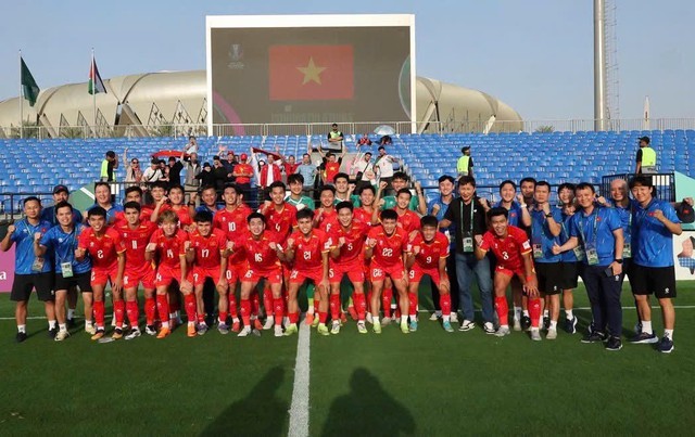 Chủ tịch Tập đo&agrave;n Đại Quang Minh treo thưởng 2 tỉ đồng nếu U.23 Việt Nam lọt v&agrave;o chung kết ch&acirc;u &Aacute;- Ảnh 1.