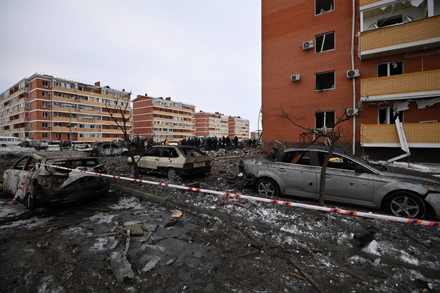 Chiến sự Ukraine ngày 1.428: Hơn nửa Kyiv mất điện, hàng trăm ngàn người sơ tán- Ảnh 3. Chiến sự Ukraine ngày 1.428: Hơn nửa Kyiv mất điện, hàng trăm ngàn người sơ tán- Ảnh 3.