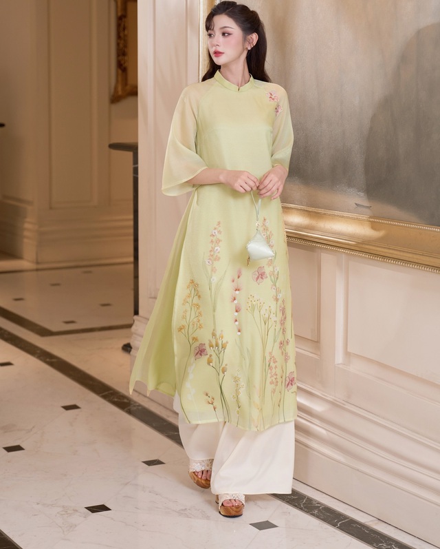 Làm mới áo dài trong dòng chảy đương đại- Ảnh 4.