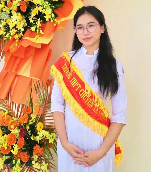 Nữ sinh đoạt giải nhất kỳ thi học sinh giỏi quốc gia THPT m&ocirc;n ngữ văn - Ảnh 1.