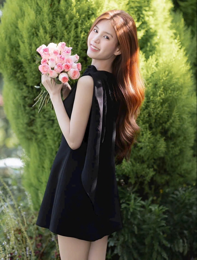 'Nàng thơ Đà Lạt' có cái tên... không buồn đang hút hồn dân mạng- Ảnh 1. 'Nàng thơ Đà Lạt' có cái tên... không buồn đang hút hồn dân mạng- Ảnh 1.