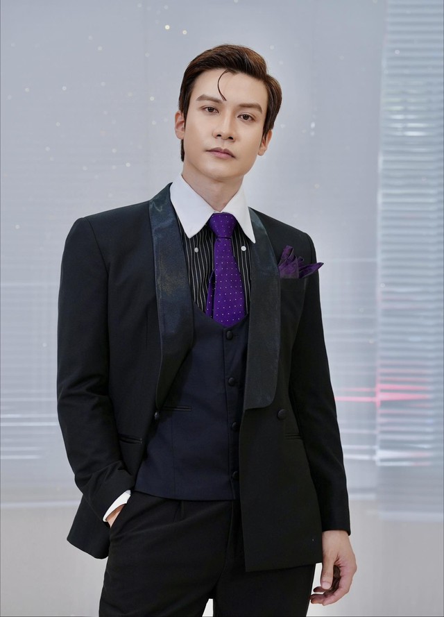 &lsquo;Mỹ nam phản diện&rsquo; Dũng Bino: Từng xem m&igrave;nh l&agrave; 'c&aacute;i rốn của vũ trụ' - Ảnh 2.