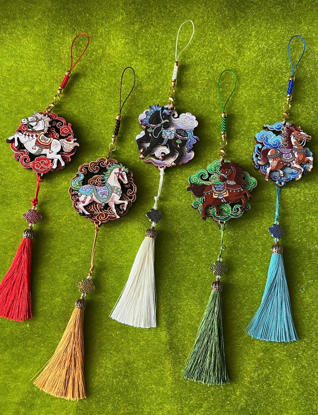 C&ocirc; g&aacute;i kiếm 40 - 50 triệu đồng/th&aacute;ng từ những m&ocirc; h&igrave;nh gỗ t&iacute; hon - Ảnh 5.