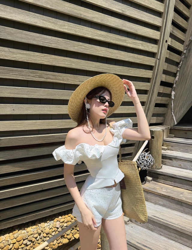 Mũ cói và túi cói, bản giao hưởng ngọt ngào của ngày nắng - Ảnh 1.