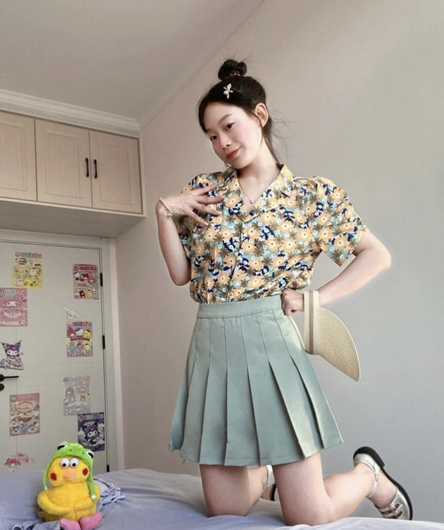 Nâng tầm phong cách với 3 kiểu phối áo họa tiết hoa lá sành điệu - Ảnh 6.