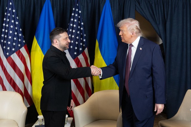 Tổng thống Zelensky: Sẽ c&oacute; cuộc gặp 3 b&ecirc;n Mỹ - Nga - Ukraine đầu ti&ecirc;n - Ảnh 2.