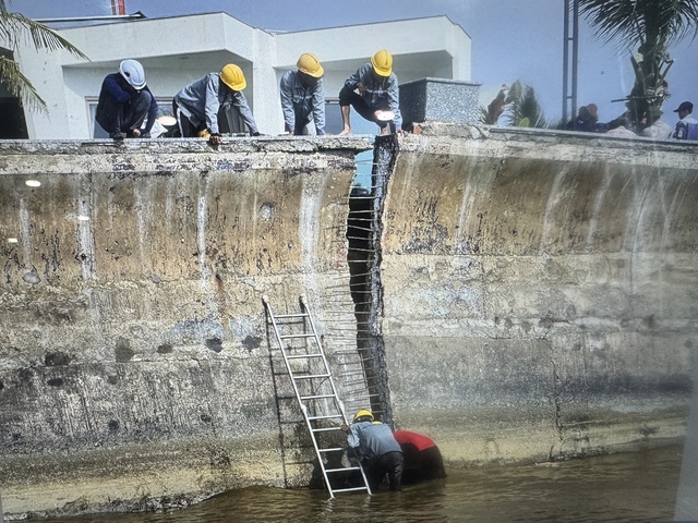 Đề nghị khắc phục sự cố kè biển dự án 12.000 tỉ đồng ở TP.HCM bị sập- Ảnh 1. Đề nghị khắc phục sự cố kè biển dự án 12.000 tỉ đồng ở TP.HCM bị sập- Ảnh 1.