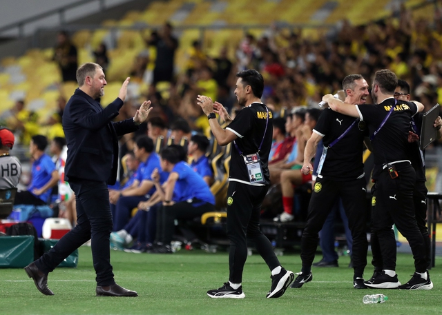 HLV Malaysia hứng bão chỉ trích vì ‘dám’ tuyên bố sẽ không bị AFC xử thua đội tuyển Việt Nam- Ảnh 1. HLV Malaysia hứng bão chỉ trích vì ‘dám’ tuyên bố sẽ không bị AFC xử thua đội tuyển Việt Nam- Ảnh 1.