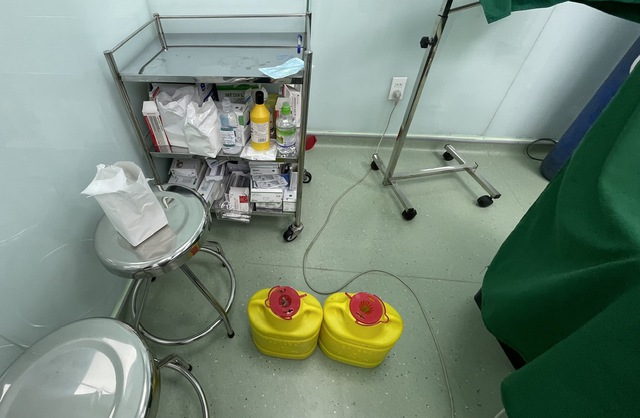 Một nha khoa ở TP.HCM bị xử phạt 183 triệu đồng, đ&igrave;nh chỉ 3 th&aacute;ng- Ảnh 1.