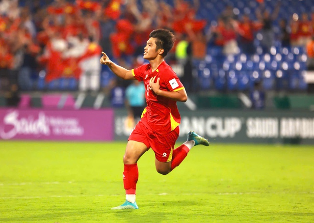 Người h&ugrave;ng Quốc Việt n&oacute;i lời đặc biệt, U.23 Việt Nam về nước th&agrave;nh 2 chuyến khi n&agrave;o?- Ảnh 1.