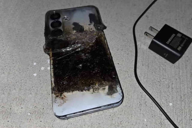 Galaxy S25 Plus bốc ch&aacute;y khi sạc, Samsung chấp nhận bồi thường - Ảnh 1.