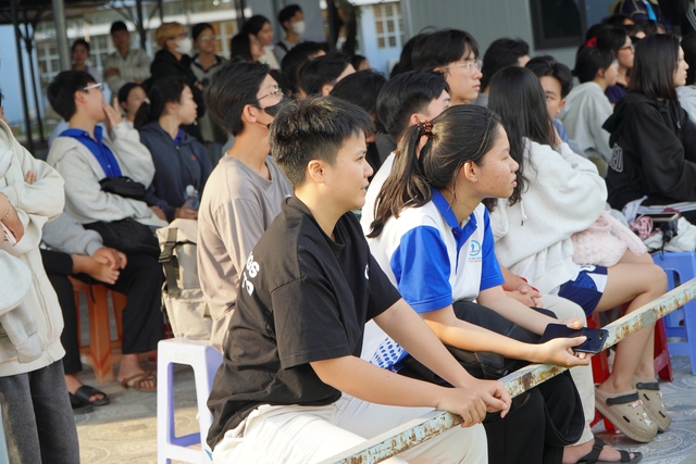 S&acirc;n 1.600 chỗ ngồi &lsquo;hết sức chứa&rsquo; tại chung kết T&acirc;y Nam bộ TNSV THACO cup 2026- Ảnh 11.