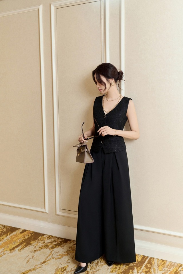 Khai mở nét thanh lịch, tôn dáng tuyệt đối với quần palazzo- Ảnh 2. Khai mở nét thanh lịch, tôn dáng tuyệt đối với quần palazzo- Ảnh 2.