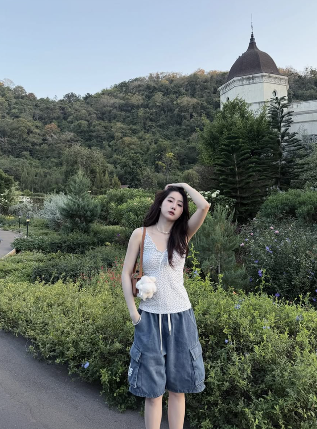 Quần shorts góp mặt trong tủ đồ của nàng yêu sự thoải mái- Ảnh 10.