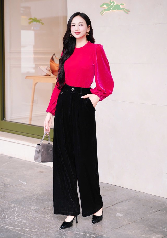 Quần nhung trầm ấm, 'chìa khóa' cho vẻ ngoài sang trọng thầm lặng- Ảnh 4.