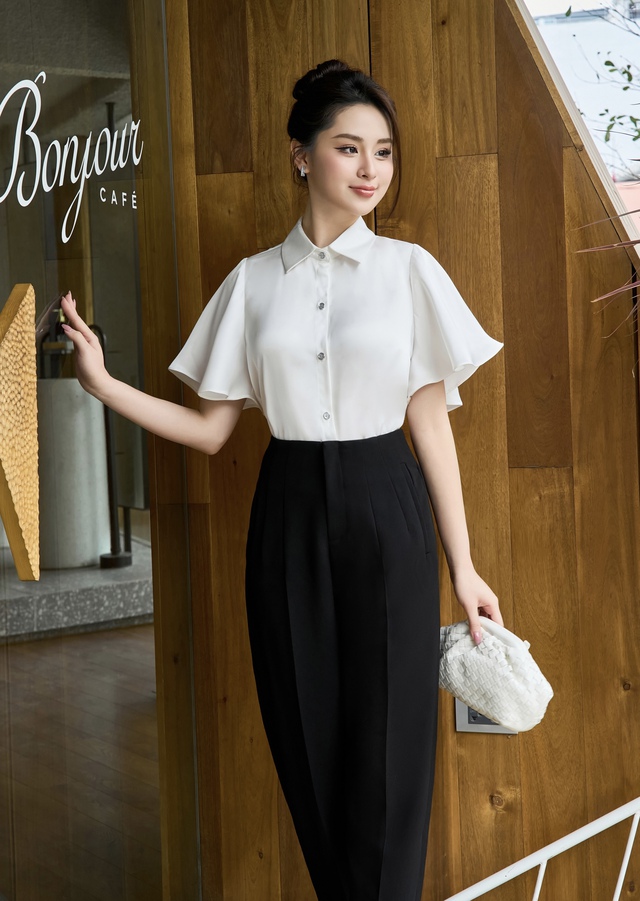 Biến trang phục đơn điệu trở nên dịu dàng nhờ áo cánh tiên- Ảnh 8. Biến trang phục đơn điệu trở nên dịu dàng nhờ áo cánh tiên- Ảnh 8.