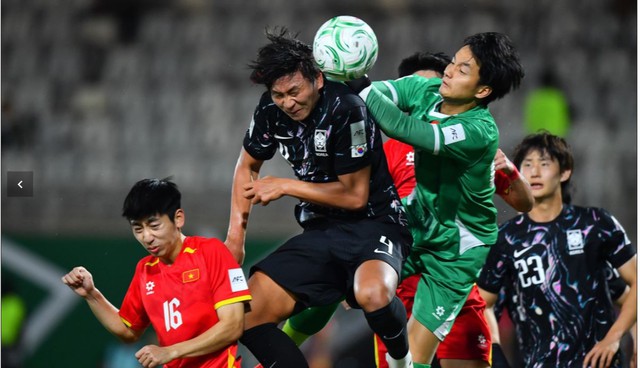 Truyền th&ocirc;ng khu vực: 'U.23 Việt Nam thắng H&agrave;n Quốc kịch t&iacute;nh như phim, Đ&igrave;nh Bắc phi thường'- Ảnh 1.