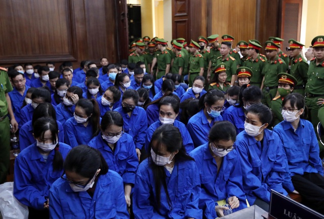 Đề nghị mức &aacute;n 100 bị c&aacute;o trong vụ cấp hơn 220.000 phiếu thử nghiệm giả- Ảnh 3.