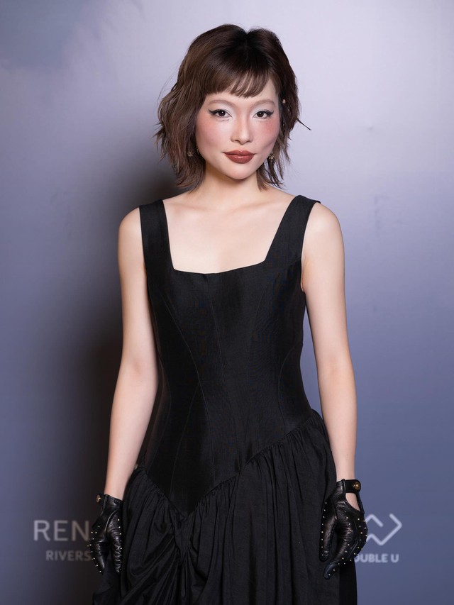 Siêu mẫu Hoàng Thùy, fashionista Harry Nista nổi bật tại giải thưởng thời trang- Ảnh 6.