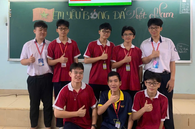 Học sinh nói về những bài học cho bản thân từ bóng đá - Ảnh 1.