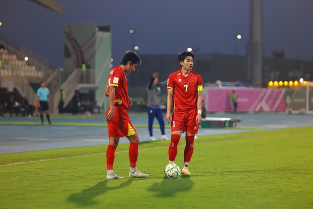 Cao Văn B&igrave;nh bắt lu&acirc;n lưu như thần, U.23 Việt Nam đ&aacute;nh bại H&agrave;n Quốc: Nghẹt thở gi&agrave;nh HCĐ, VFF thưởng 5,1 tỉ- Ảnh 3.