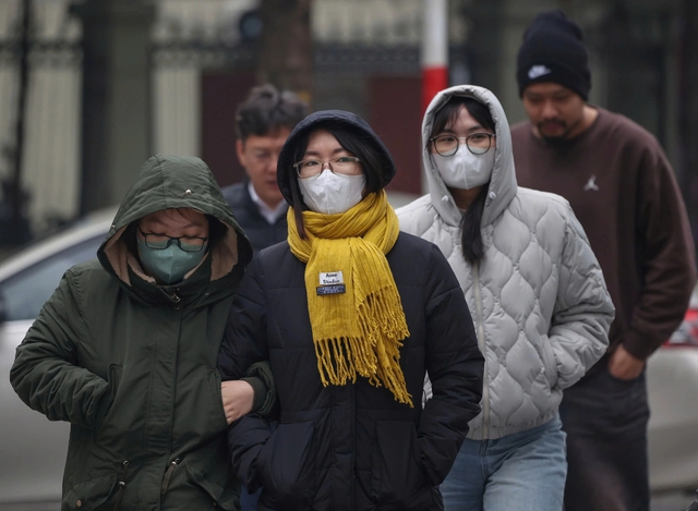 Kh&ocirc;ng kh&iacute; lạnh c&oacute; cường độ ổn định, 6 tỉnh miền Trung mưa lớn- Ảnh 1.