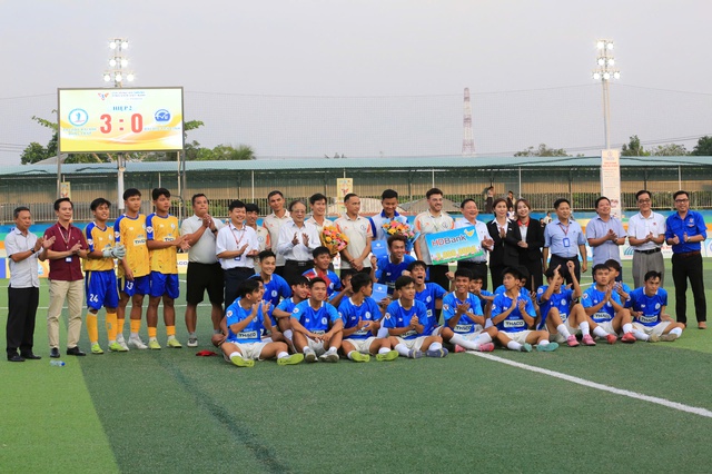 S&acirc;n 1.600 chỗ ngồi &lsquo;hết sức chứa&rsquo; tại chung kết T&acirc;y Nam bộ TNSV THACO cup 2026- Ảnh 16.