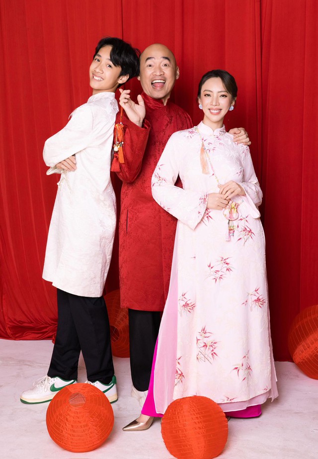 Con trai cao 1,78m, thạo 3 thứ tiếng của Thu Trang - Tiến Luật - Ảnh 1.