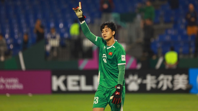 Người hùng Cao Văn Bình: Khiến U.23 Hàn Quốc ‘khóc ròng’, tài năng chẳng kém Trung Kiên- Ảnh 1. Người hùng Cao Văn Bình: Khiến U.23 Hàn Quốc ‘khóc ròng’, tài năng chẳng kém Trung Kiên- Ảnh 1.