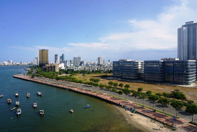 Đ&agrave; Nẵng lấy &yacute; kiến d&acirc;n về dự &aacute;n 35 tầng tr&ecirc;n 'đất v&agrave;ng' ven s&ocirc;ng H&agrave;n- Ảnh 1.