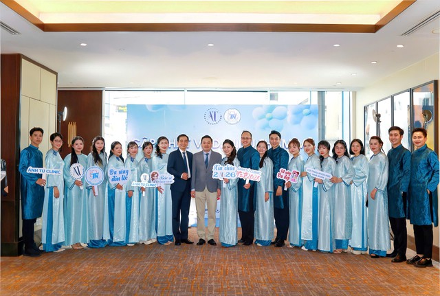 Tọa đ&agrave;m khởi đầu năm mới 2026 của &Aacute;nh T&uacute; Clinic- Ảnh 1.