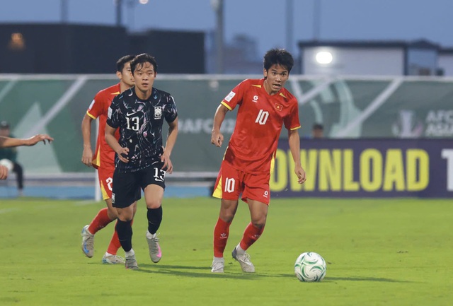 C&ograve;n 'ngọc qu&yacute;' U.23 Việt Nam đủ điều kiện đ&aacute; U.23 ch&acirc;u &Aacute; 2028: Mơ về Olympic - Ảnh 2.