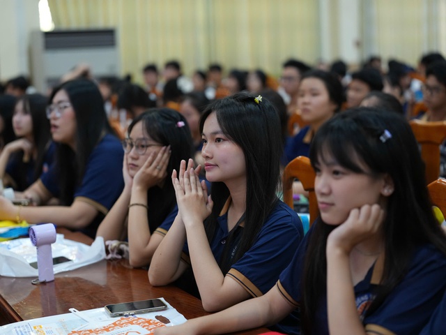 Vượt trăm c&acirc;y số đến một ng&agrave;y hội lớn - Ảnh 1.