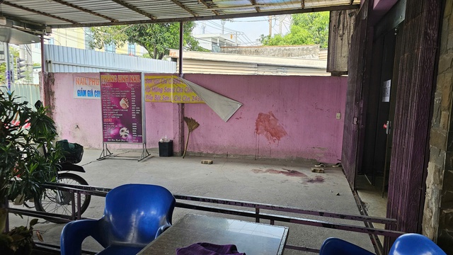 Điều tra vụ thanh ni&ecirc;n bị nh&oacute;m người đ&aacute;nh d&atilde; man l&uacute;c nửa đ&ecirc;m ở TP.HCM- Ảnh 2.