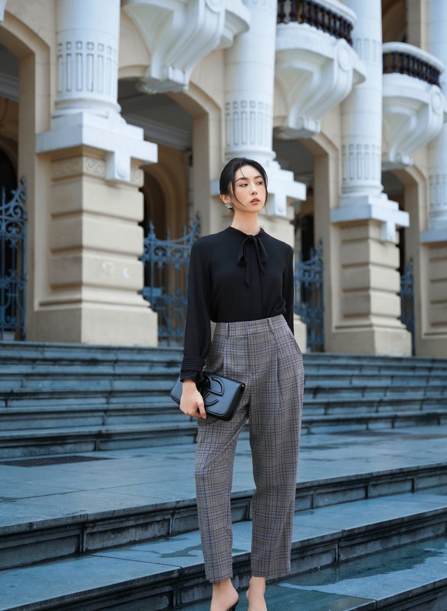 Đơn giản nhưng không đơn điệu với sắc đen và xám- Ảnh 4. Đơn giản nhưng không đơn điệu với sắc đen và xám- Ảnh 4.