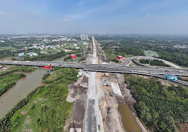 Từ trung t&acirc;m TP.HCM đi đường n&agrave;o tới s&acirc;n bay Long Th&agrave;nh?- Ảnh 2.