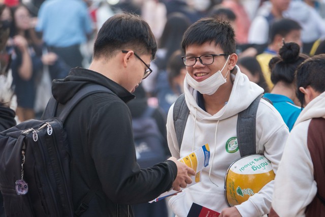 Chọn ng&agrave;nh dễ c&oacute; việc l&agrave;m ở nước ngo&agrave;i hay ng&agrave;nh m&igrave;nh th&iacute;ch khi du học? - Ảnh 1.