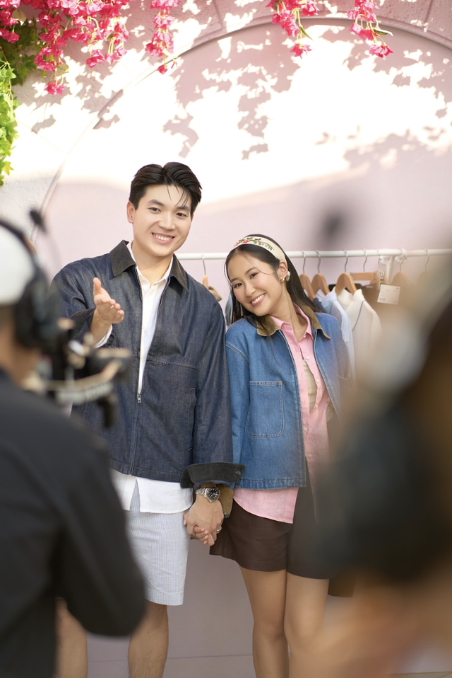 Áo khoác, quần Jeans UNIQLO có gì đặc biệt mà Duy Khánh và dàn KOL mê tít?- Ảnh 3. Áo khoác, quần Jeans UNIQLO có gì đặc biệt mà Duy Khánh và dàn KOL mê tít?- Ảnh 3.