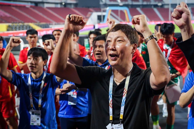 Báo Thái Lan 'giải mã' thành công rực rỡ của HLV Kim Sang-sik: Không phải phép màu nhất thời!- Ảnh 1. Báo Thái Lan 'giải mã' thành công rực rỡ của HLV Kim Sang-sik: Không phải phép màu nhất thời!- Ảnh 1.