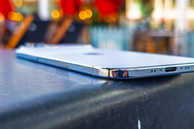 iPhone Air bất ngờ 'đổi vận' nhờ giảm gi&aacute; hơn 30% - Ảnh 1.